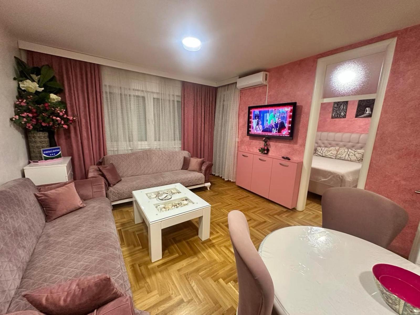 Apartman Kristina, Istocno Sarajevo,Vojvode Radomira Putnika 49F Lukavica 外观 照片